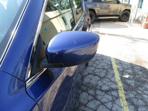 Used 2017 Nissan Rogue S image 27