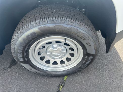 New 2026 Chevrolet Colorado W/T image 4