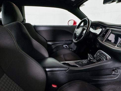 Used 2022 Dodge Challenger GT image 24