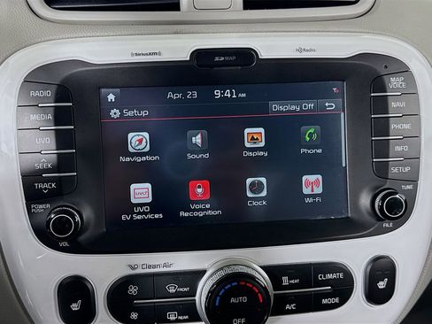 Used 2016 Kia Soul EV FWD image 31