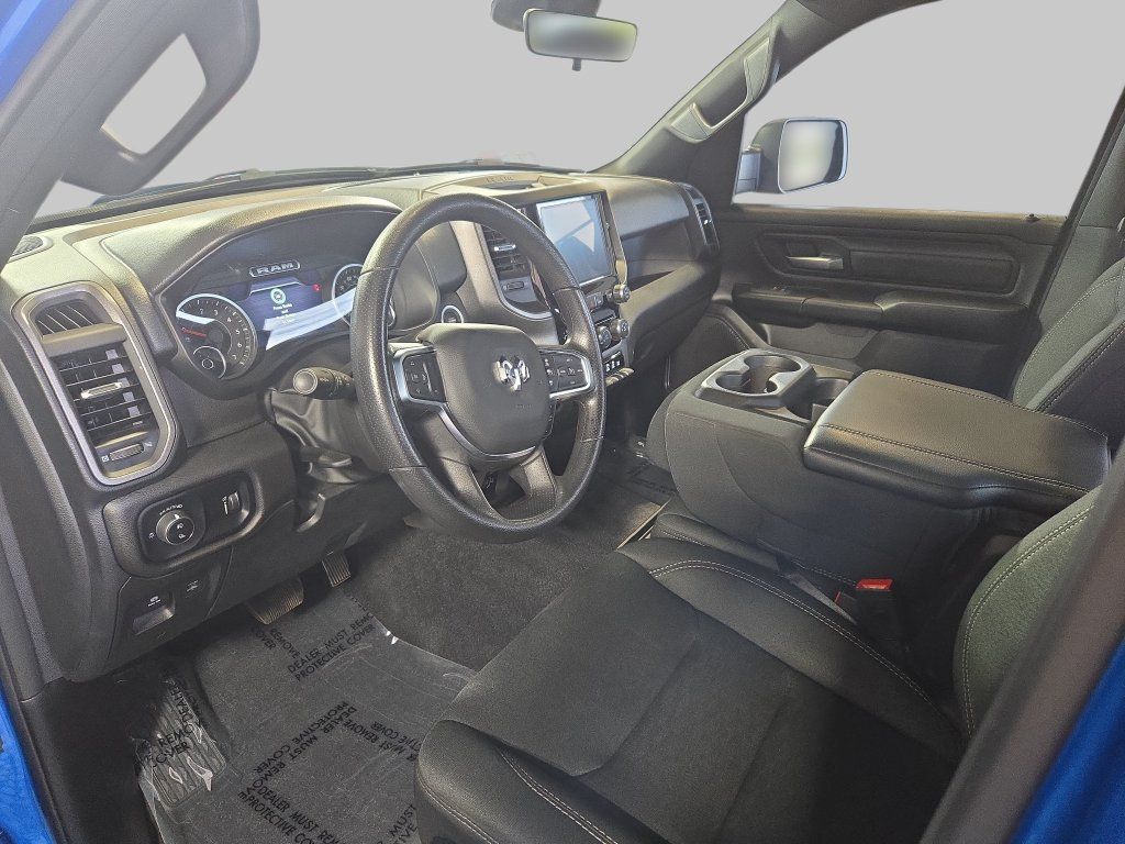 Used 2025 RAM 1500 Warlock AWD/4WD image 19
