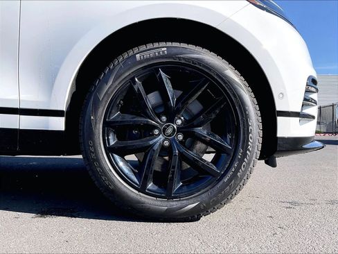 New 2026 Land Rover Range Rover Velar Dynamic SE image 14