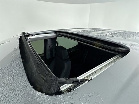 Used 2023 Chevrolet Silverado 1500 LTZ w/ LTZ Premium Package image 14