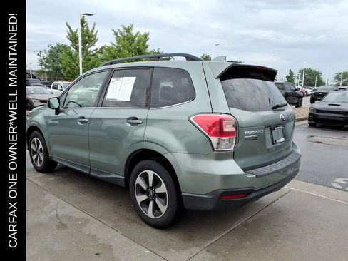 Used 2017 Subaru Forester 2.5i Limited AWD/4WD image 6