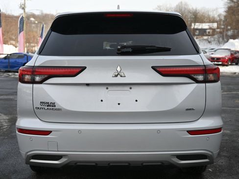 Used 2024 Mitsubishi Outlander SEL image 5
