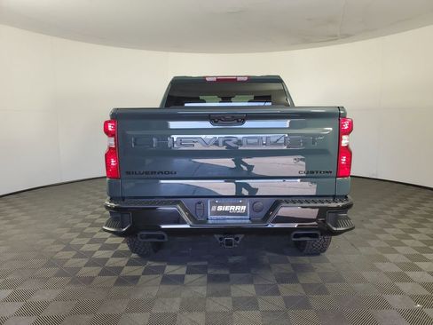 New 2026 Chevrolet Silverado 1500 Custom Trail Boss w/ Dark Appearance Package image 5