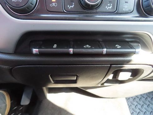 Used 2016 GMC Sierra 1500 SLE w/ SLE Value Package AWD/4WD image 25