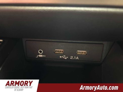 Used 2022 Subaru Outback Premium image 19