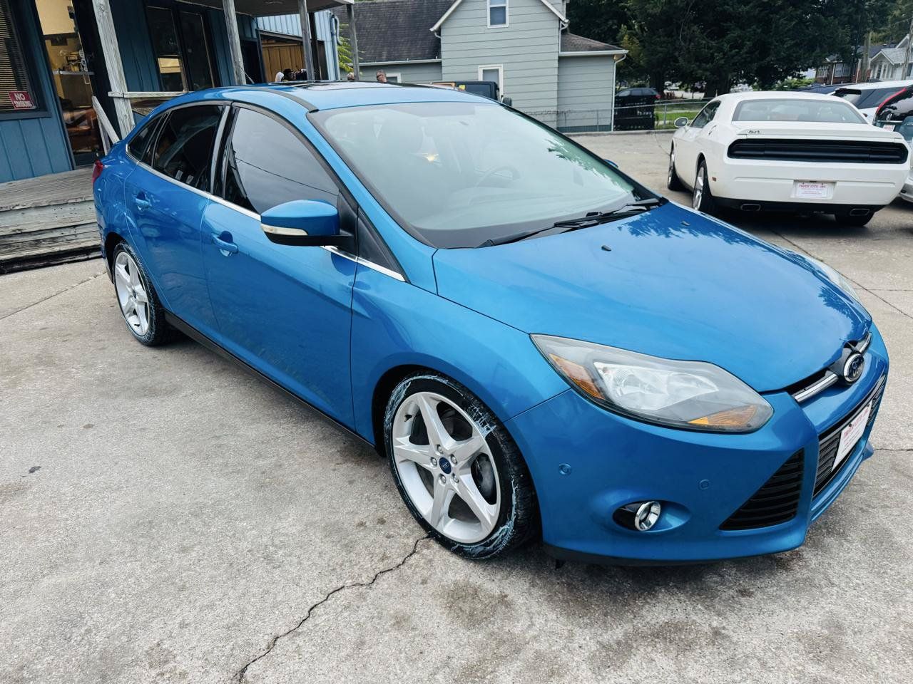 Used 2013 Ford Focus Titanium w/ Titanium Handling Pkg FWD image 1