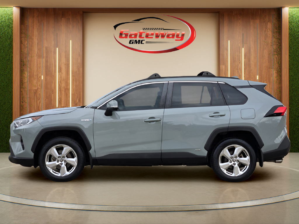 Used 2021 Toyota RAV4 XLE Premium AWD/4WD image 8