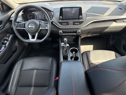 Used 2023 Nissan Altima 2.5 SR image 12