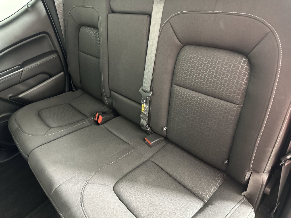 Used 2017 GMC Canyon SLE RWD image 24