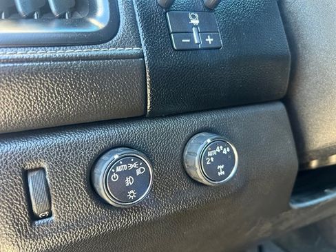 Used 2018 GMC Canyon Denali image 22