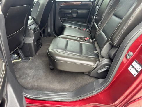 Used 2011 Nissan Armada SL RWD image 8