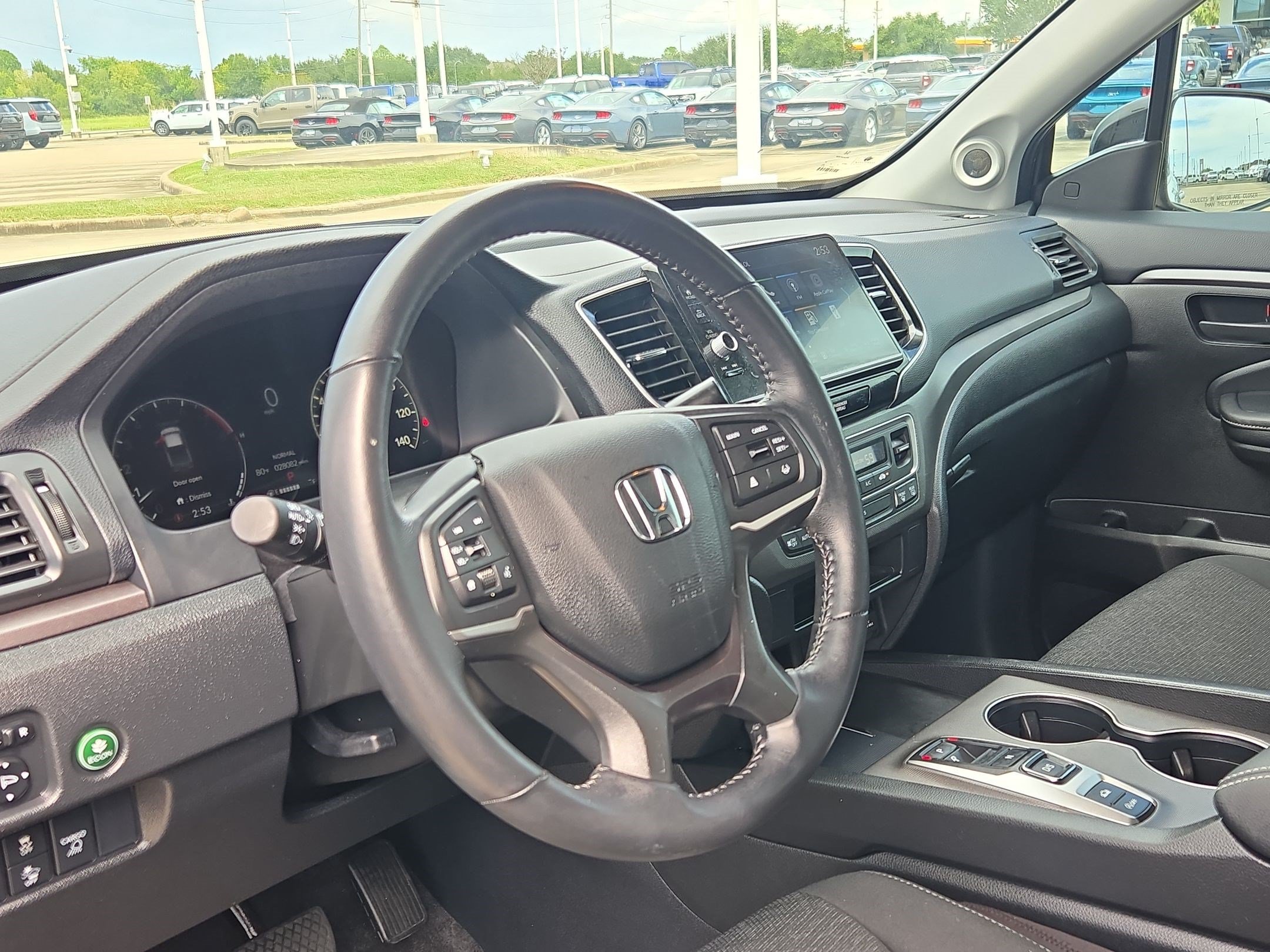 Used 2025 Honda Ridgeline Sport image 16