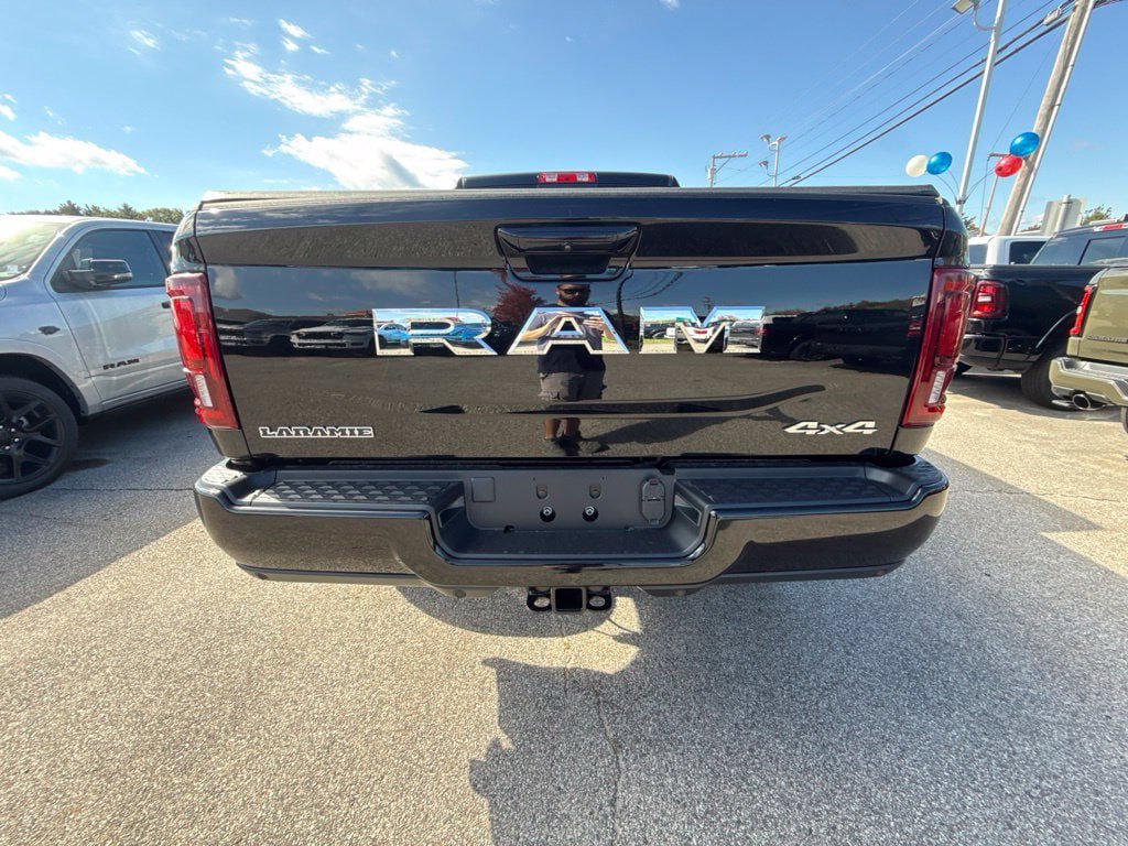 New 2027 RAM 2500 Laramie AWD/4WD image 4