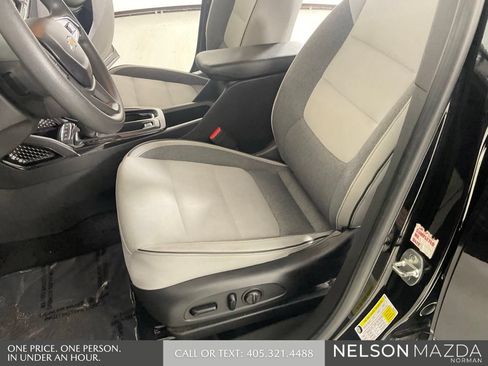 Used 2021 Chevrolet TrailBlazer LT AWD/4WD image 24
