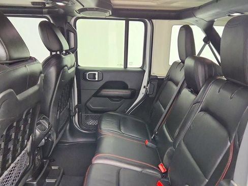 Used 2018 Jeep Wrangler Unlimited Rubicon AWD/4WD image 22