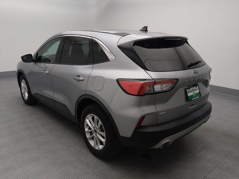 Used 2022 Ford Escape SE FWD image 5