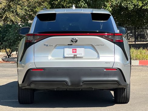 Certified 2023 Toyota bZ4X AWD image 5
