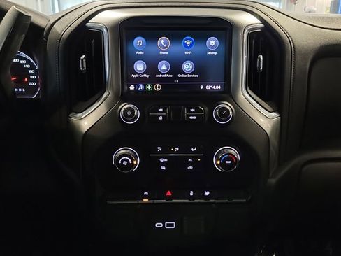 Used 2020 Chevrolet Silverado 1500 LT AWD/4WD image 32