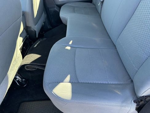 Used 2015 RAM 3500 SLT w/ Cold Weather Group image 27