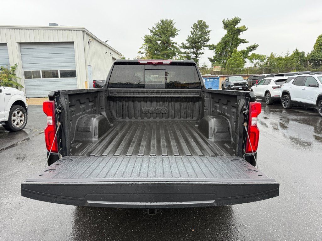 Used 2024 Chevrolet Silverado 1500 High Country w/ Technology Package AWD/4WD image 27