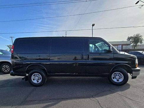 Used 2018 Chevrolet Express 2500 w/ Driver Convenience Package image 3