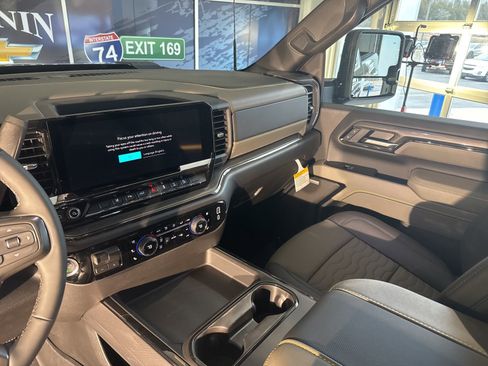 New 2026 Chevrolet Silverado 2500 ZR2 w/ LPO, Dark Essentials Package image 25