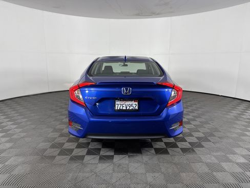 Used 2017 Honda Civic EX-T image 5