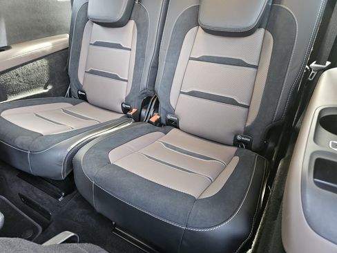 Certified 2023 Mercedes-Benz GLS 63 AMG 4MATIC image 30