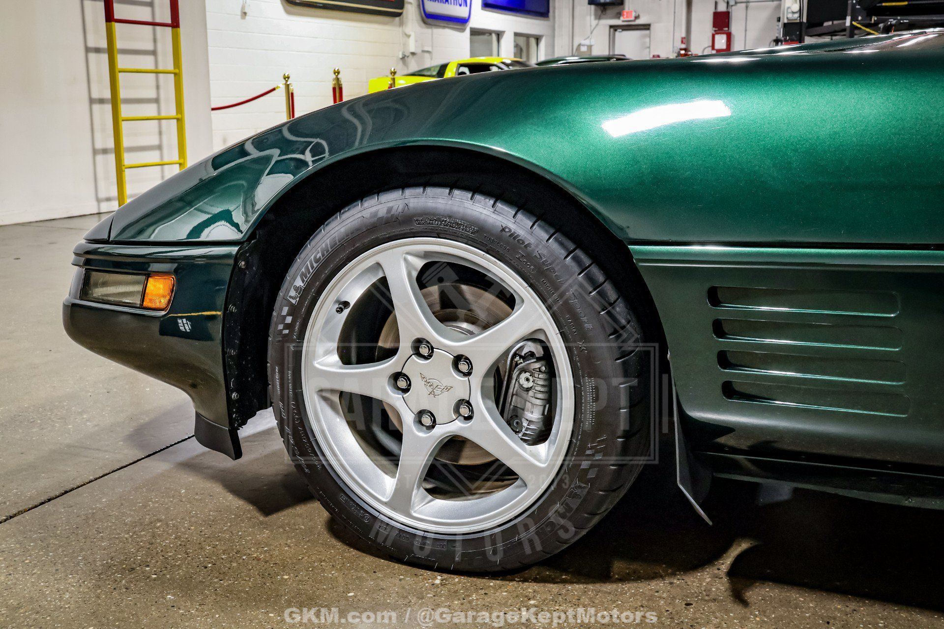 Used 1994 Chevrolet Corvette Coupe RWD image 32