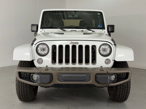 Used 2017 Jeep Wrangler Unlimited Sahara AWD/4WD image 2
