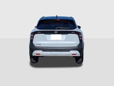 New 2026 Nissan Kicks SV FWD image 4