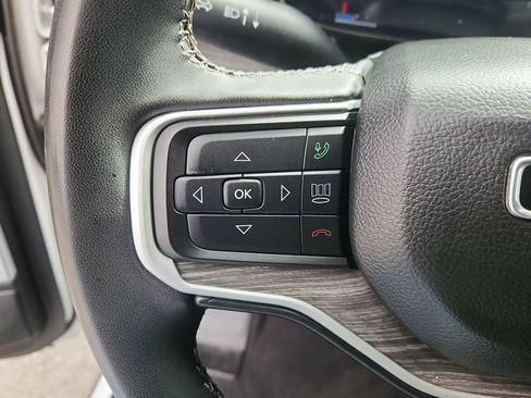 Used 2022 Jeep Wagoneer Series III w/ Flexible Seating Group image 22