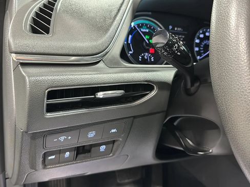 Used 2023 Hyundai Sonata Blue FWD image 26