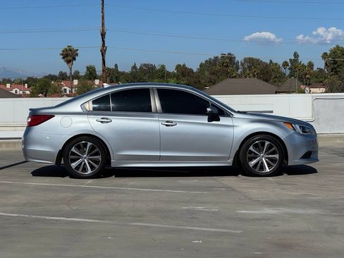 Used 2017 Subaru Legacy 2.5i Limited AWD/4WD image 30