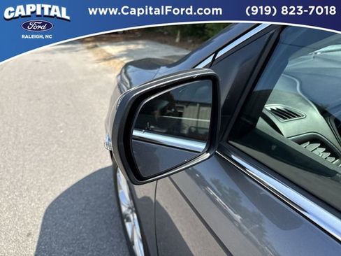 Certified 2024 Ford Edge Titanium image 12