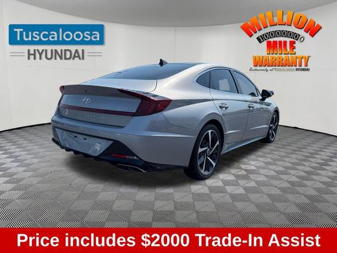 Used 2023 Hyundai Sonata SEL Plus FWD image 3