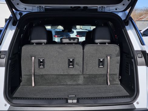 New 2026 Chevrolet Traverse LT w/ Driver Confidence Package image 5