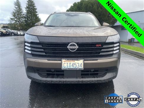 Certified 2025 Nissan Kicks SR w/ Illumination Package image 3