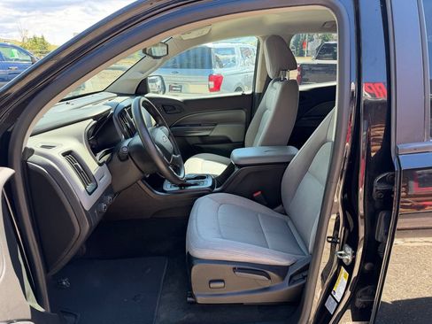 Used 2016 Chevrolet Colorado W/T w/ WT Convenience Package AWD/4WD image 10
