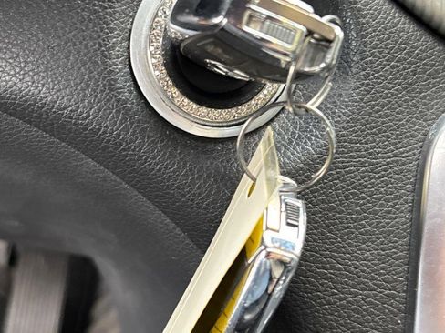 Used 2015 Mercedes-Benz GLA 250 4MATIC image 13