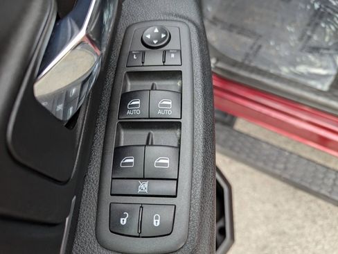 Used 2022 RAM 1500 Classic Warlock image 13