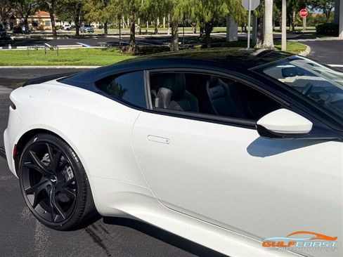 Used 2019 Aston Martin DBS Superleggera RWD image 60