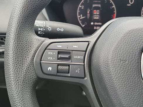 Certified 2024 Honda HR-V LX image 26