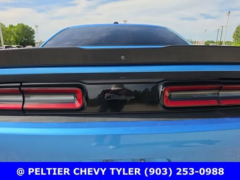 Used 2019 Dodge Challenger SXT w/ Blacktop Package image 7