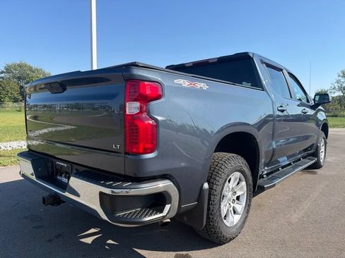 Used 2020 Chevrolet Silverado 1500 LT w/ LT 2.7L Value Package AWD/4WD image 9