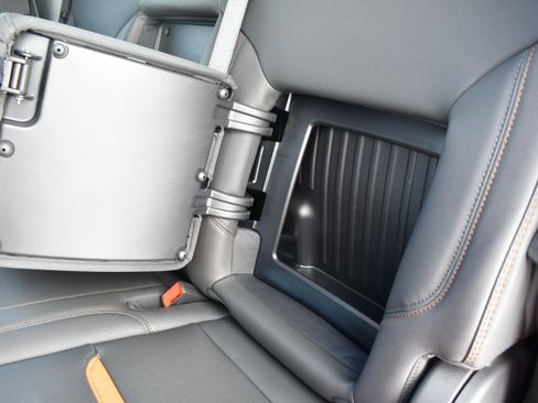 New 2026 GMC Sierra 2500 AT4 w/ AT4 Premium Plus Package image 25