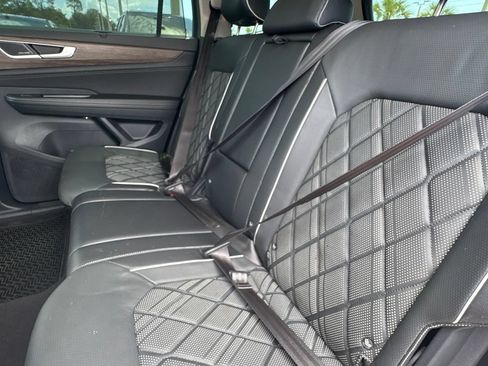Used 2024 Chevrolet Tahoe LT RWD image 64